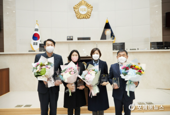왼쪽부터 강웅철·김희영·이미진·윤원균 의원