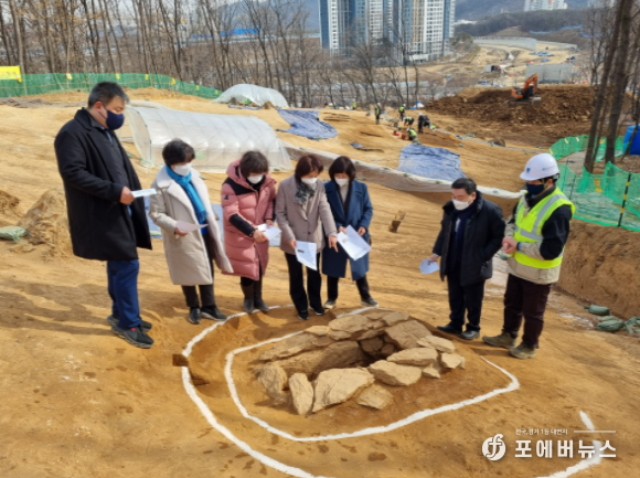 안양시의회 보사환경위원회, 매장문화재 출토 현장 방문