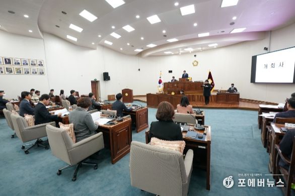 하남시의회가 14일 올해 첫 회기인 제318회 임시회 제1차 본회의를 시작으로 본격적인 의정활동에 돌입했다. (사진_하남시의회 제공)