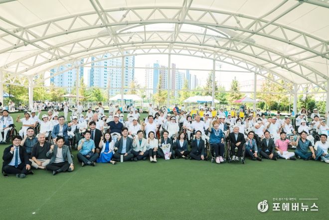 화성시의회 참석자 단체사진