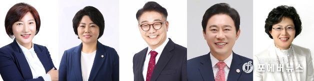 안산시의회가 3일 개회하는 제290회 제1차 정례회에서 의원발의 조례안 7건을 심의한다. 사진 왼쪽부터 조례안을 발의한 현옥순 김진숙 이대구 한갑수 박은경 의원의 모습.