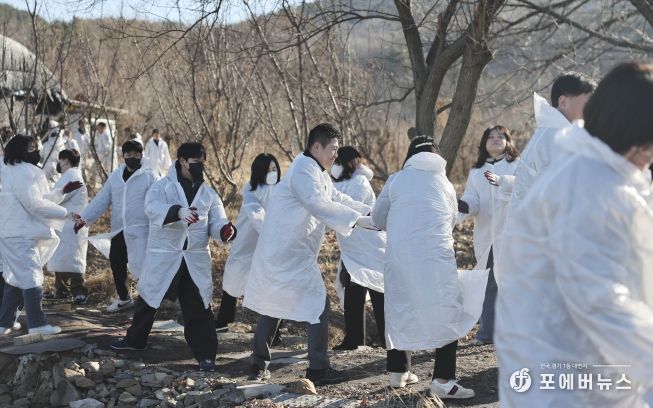 인천 중구청 직원들, 급여 우수리 기금으로 ‘온정 가득’ 연탄 나눔