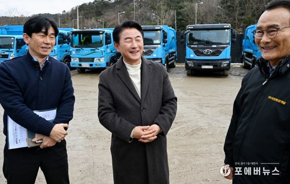 김동근 시장이 3월 5일 청소대행업체 차고지를 방문해 환경미화원들의 노고를 격려했다.