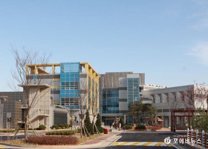 (재)평택복지재단'영남지역 산불피해 지원 성금 '전달