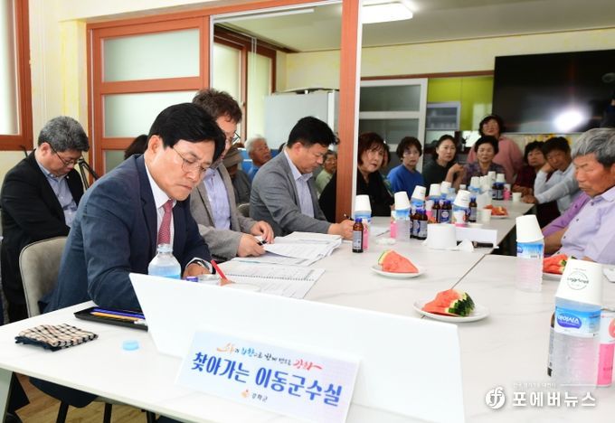 섬 안의 섬 ‘서도면’에서 찾아가는 이동군수실