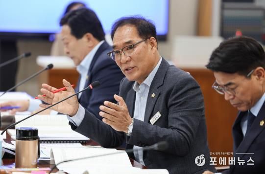 김회식 도의원, 어민이 체감할 수 있는 해양수산 정책 마련 촉구 사진