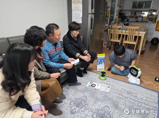 담양군, 돌봄로봇 ‘다솜(K)’ 업그레이드… 치매환자·고위험군 60가구에 기기 교체