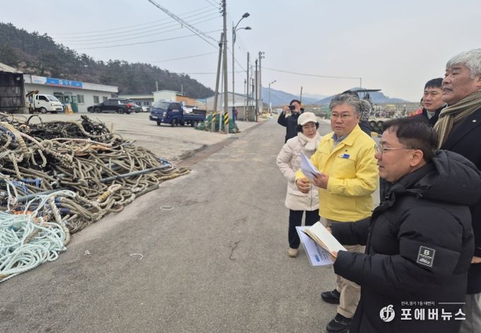 영광군수, 계마항 어구보관창고 화재 현장 방문