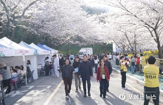 유달산 봄축제 사진