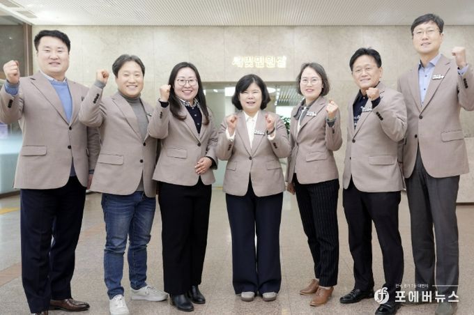 수원시 새빛민원실 베테랑 공무원들